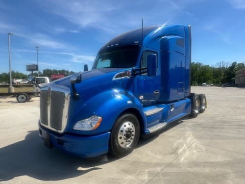 Used 2021 KENWORTH T680