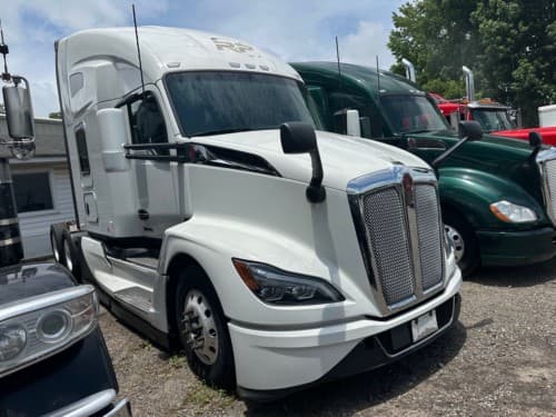 2023 Kenworth T680