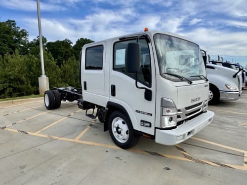 New 2027 ISUZU NPR-HD