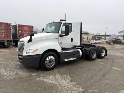 2021 International LT625