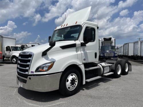 2019 Freightliner Cascadia 126 Day Cab Truck - 450HP, 12 Speed Automatic