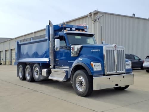 2026 Kenworth W990