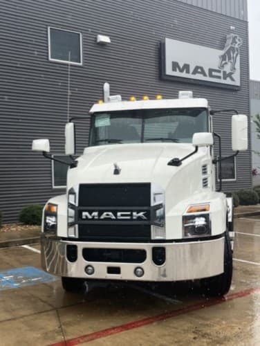 2026 Mack ANTHEM 64T