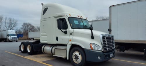 2015 Freightliner Cascadia 126