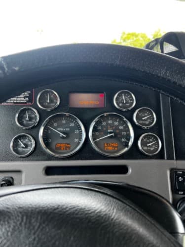 2016 Peterbilt 389