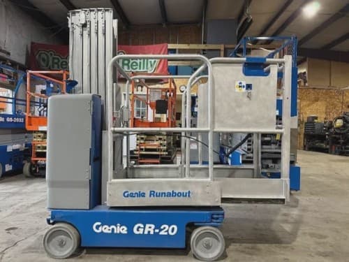2017 GENIE GR20