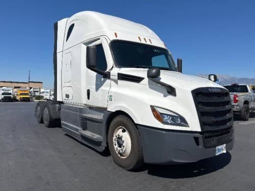 2023 Freightliner Cascadia 126