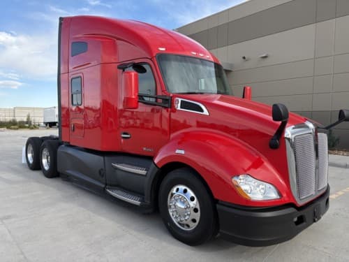 Used 2022 KENWORTH T680