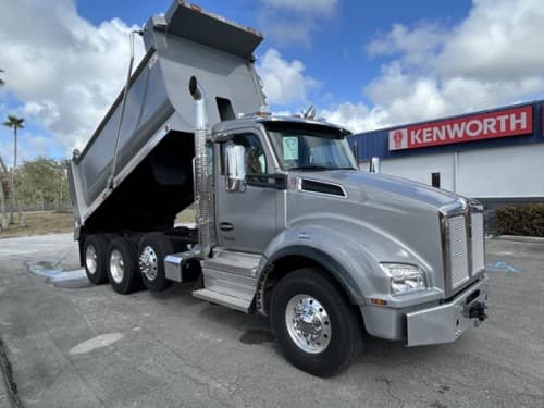 2026 Kenworth T880