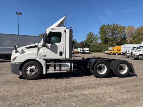 2021 Freightliner Cascadia