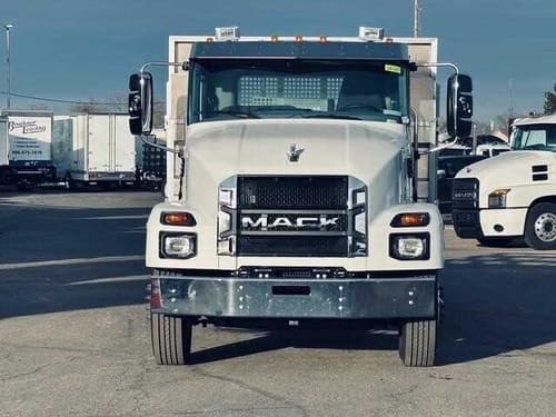 New 2025 MACK MD7 Stake Bed in Commerce City, CO