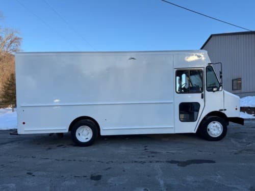 2021 Freightliner MT45