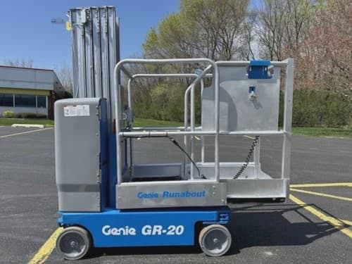 2013 GENIE GR20