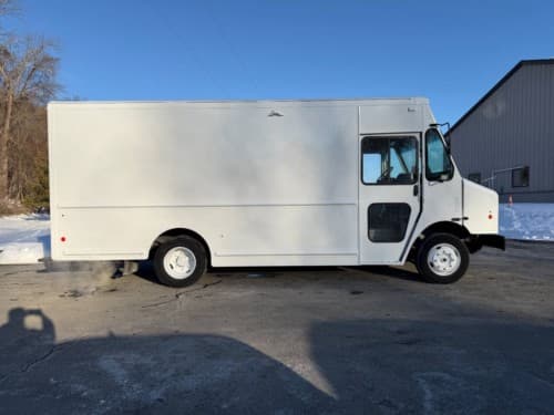 2021 Freightliner MT45