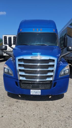 2020 Freightliner Cascadia
