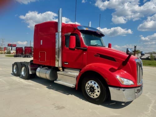 Used 2023 PETERBILT 579
