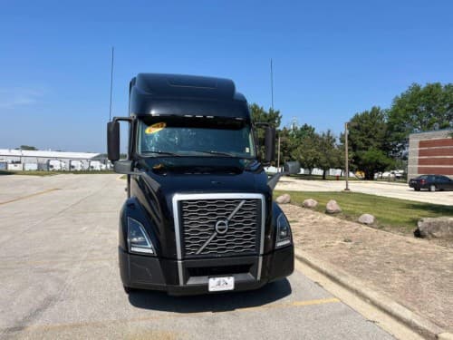 2022 Volvo VNL860 #1168