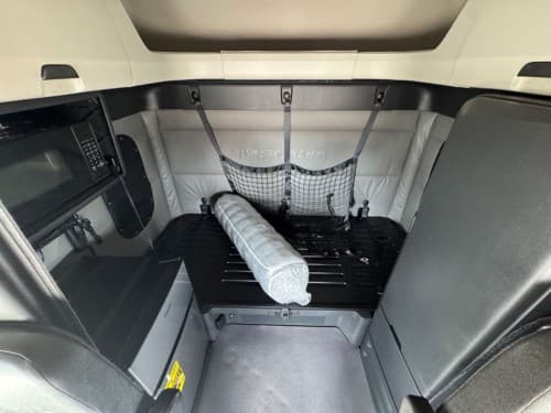 2022 Freightliner Cascadia 126 image 19