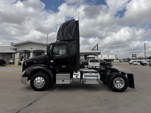 2021 Peterbilt 579