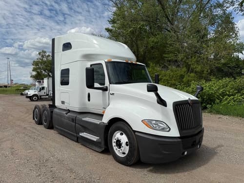 2021 International LT625