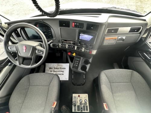 New 2026 KENWORTH T880
