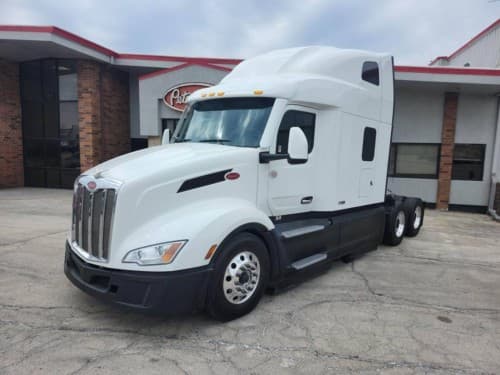 2024 Peterbilt 579