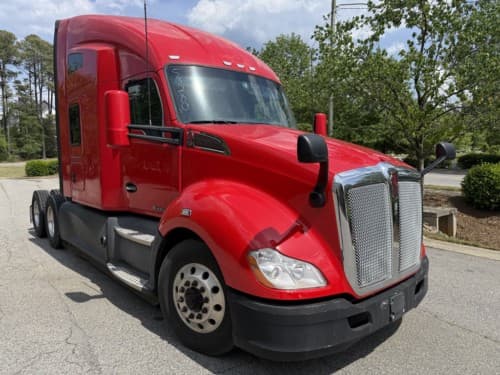 Used 2022 KENWORTH T680