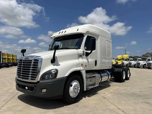 2019 Freightliner Cascadia 125