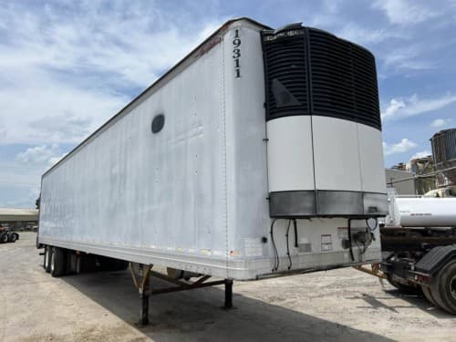 2009 Great Dane 48 ft Reefer Trailer - Sliding Axle, Roll up Door, Liftgate, Carrier