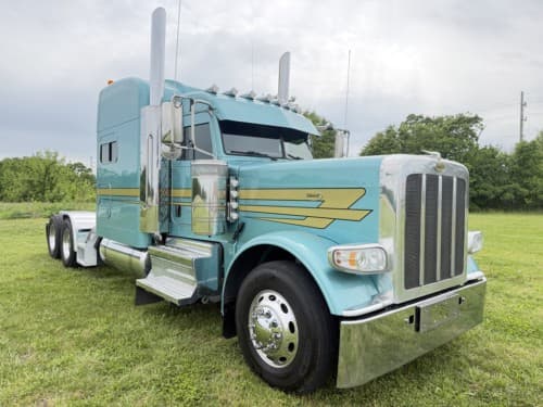 Used 2024 PETERBILT 389