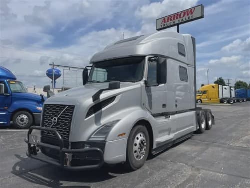 2022 Volvo VNL860