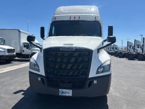 2024 Freightliner Cascadia 126