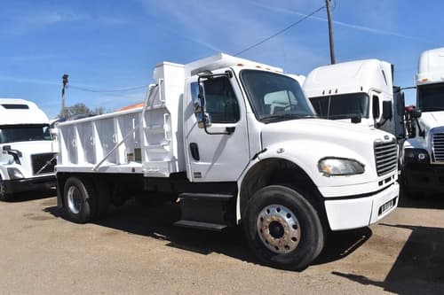 2013 Freightliner M2 106