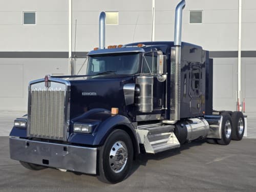 Used 2023 KENWORTH W900L