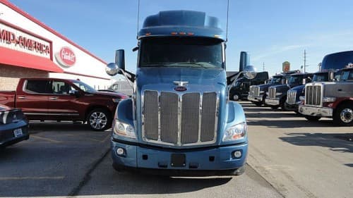 2022 Peterbilt 579