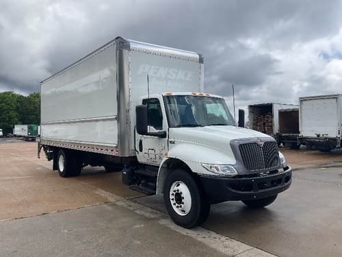 2022 International MV607 Box Truck - 220HP, 6 Speed Automatic, Roll up Door