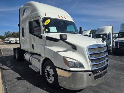 2020 Freightliner Cascadia 126 Sleeper Semi Truck - 80" Condo Sleeper, 455HP, 12 Speed Automatic