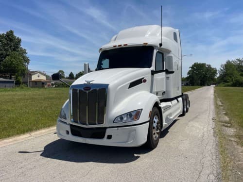 2022 Peterbilt 579