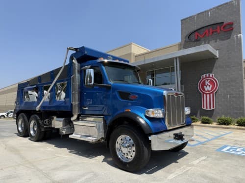 Used 2025 PETERBILT 567