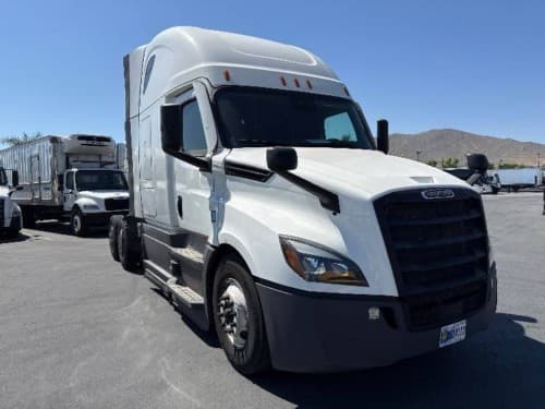 2023 Freightliner Cascadia 126