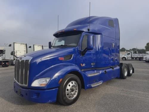 2022 Peterbilt 579
