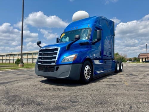 2022 Freightliner Cascadia 126