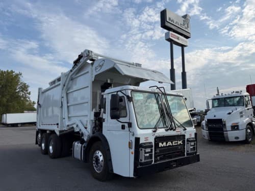2025 MACK LR64R 120671