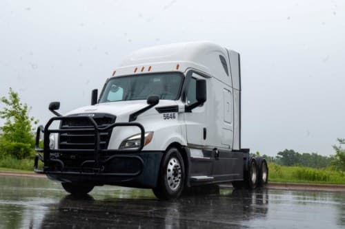 2023 Freightliner Cascadia 126