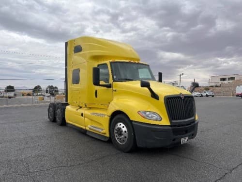 2022 International LT625