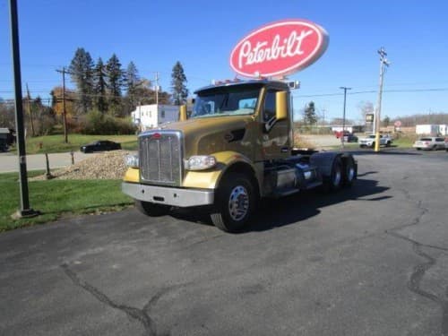 2020 Peterbilt 567