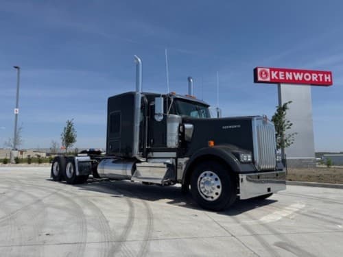 New 2027 KENWORTH W900L