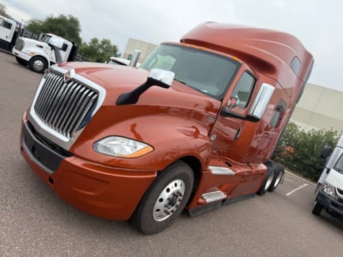 2022 International LT625