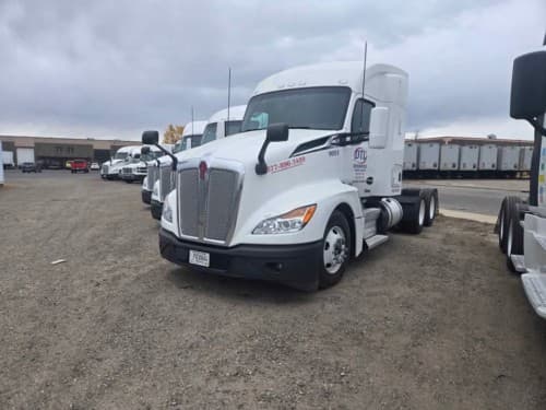 2025 Kenworth T680