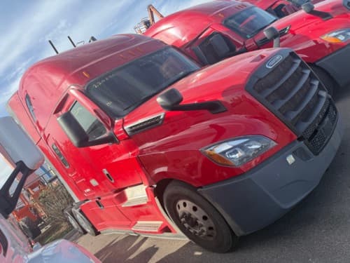 2022 Freightliner Cascadia